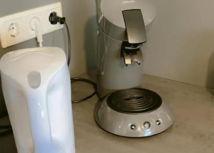 Rooms & Kitchen - Guenstige Langzeitmiete Pohlheim